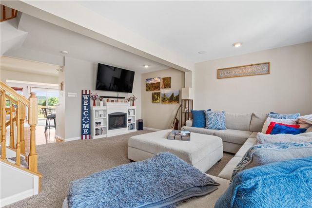4079 Huckleberry Drive, Upper Saucon Twp, PA 18034