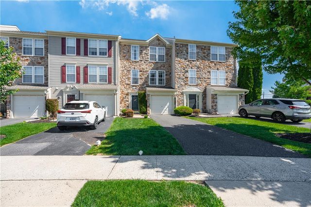 4079 Huckleberry Drive, Upper Saucon Twp, PA 18034