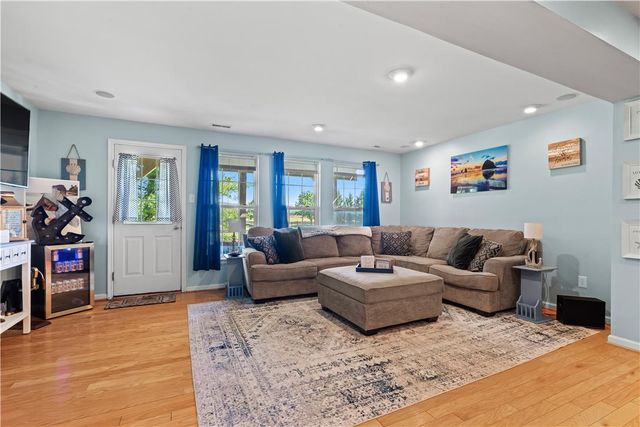 4079 Huckleberry Drive, Upper Saucon Twp, PA 18034