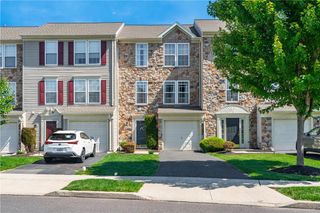 4079 Huckleberry Drive, Upper Saucon Twp, PA 18034