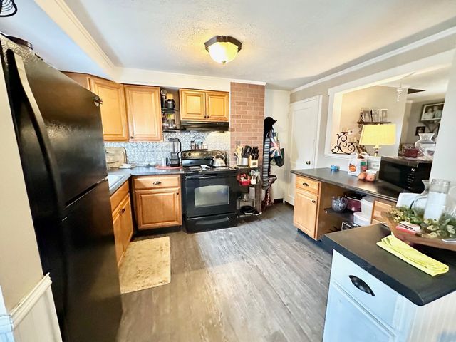 62 Harold Street, Manchester, NH 03104