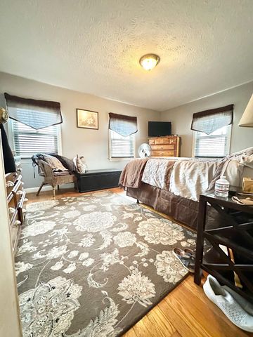 62 Harold Street, Manchester, NH 03104