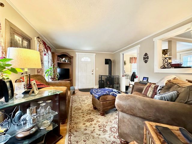 62 Harold Street, Manchester, NH 03104