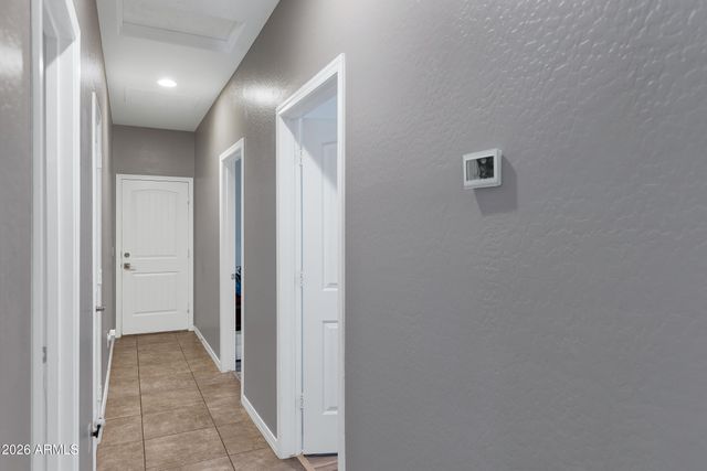 747 W LOVE Road, San Tan Valley, AZ 85143