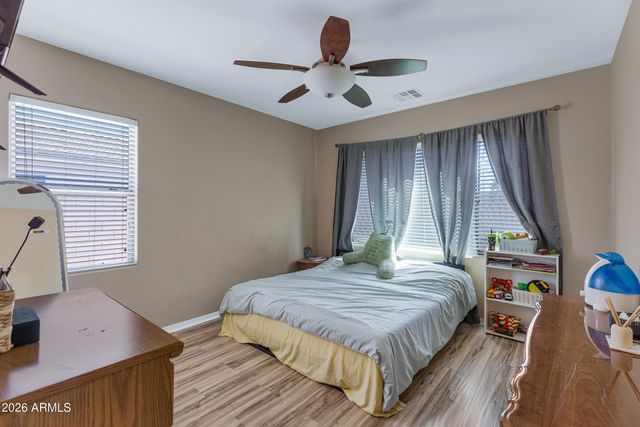 747 W LOVE Road, San Tan Valley, AZ 85143