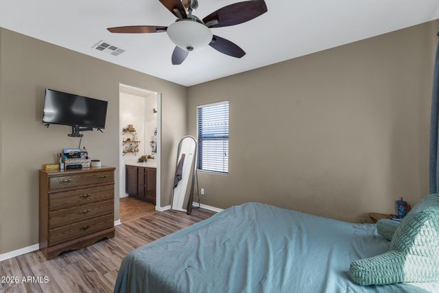 747 W LOVE Road, San Tan Valley, AZ 85143