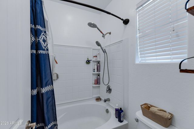 747 W LOVE Road, San Tan Valley, AZ 85143