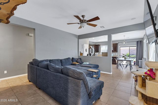 747 W LOVE Road, San Tan Valley, AZ 85143