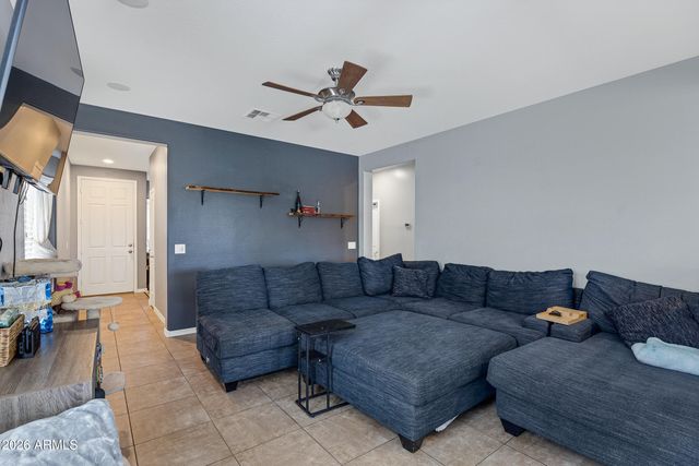 747 W LOVE Road, San Tan Valley, AZ 85143