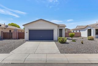 747 W LOVE Road, San Tan Valley, AZ 85143