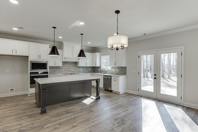 1075 Poppy Lane, Jefferson, GA 30549