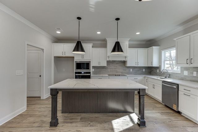 1075 Poppy Lane, Jefferson, GA 30549