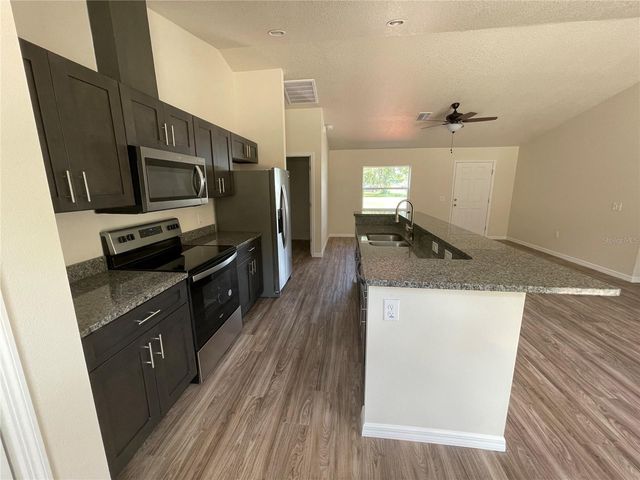 812 INDEPENDENCE HIGHWAY, Inverness, FL 34453