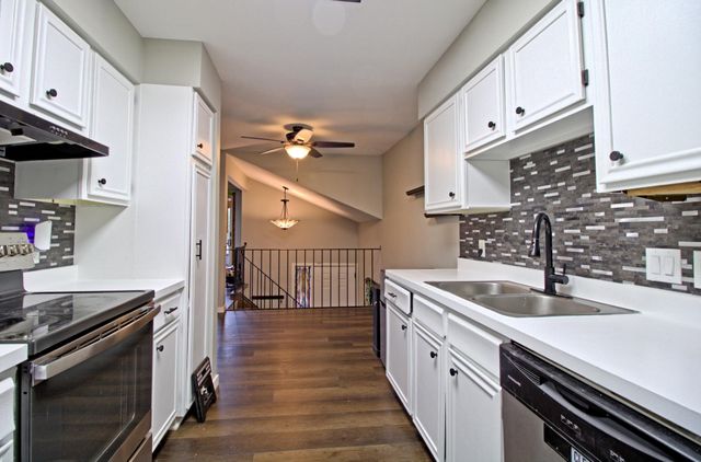 7509 Landau Drive, Bloomington, MN 55438