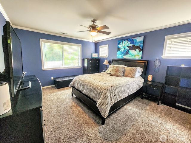23617 SE 243rd Place, Maple Valley, WA 98038