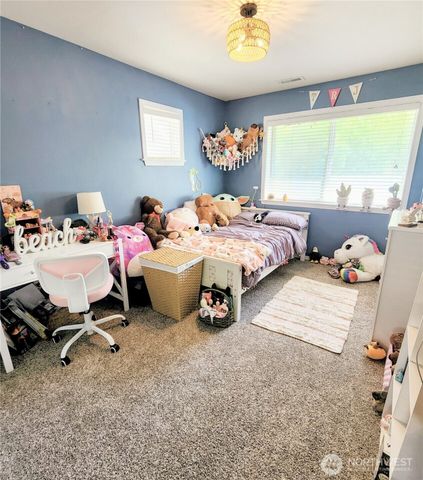 23617 SE 243rd Place, Maple Valley, WA 98038