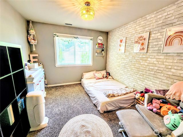23617 SE 243rd Place, Maple Valley, WA 98038