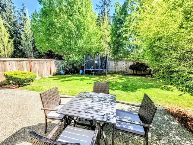 23617 SE 243rd Place, Maple Valley, WA 98038