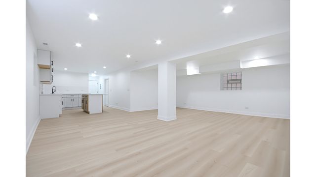 7947 S Morgan Street, Chicago, IL 60620