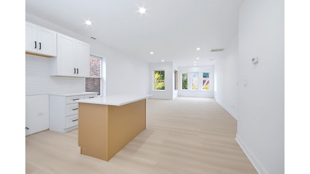 7947 S Morgan Street, Chicago, IL 60620
