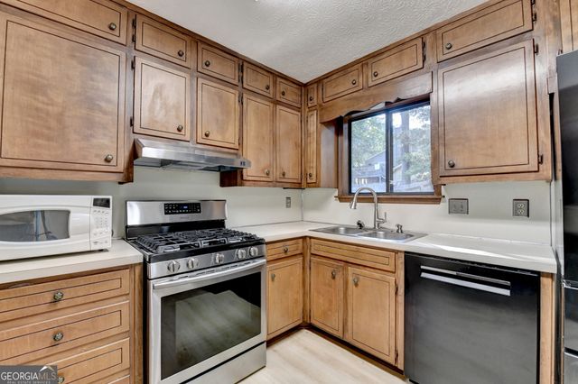 5527 Rails Way, Norcross, GA 30071