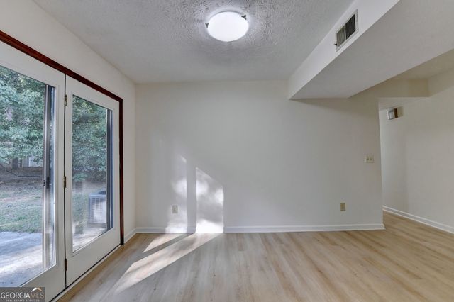 5527 Rails Way, Norcross, GA 30071