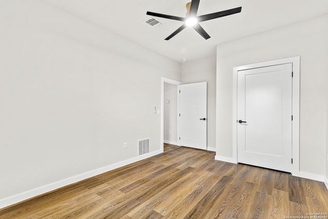 2706 W cesar e chavez, San Antonio, TX 78207