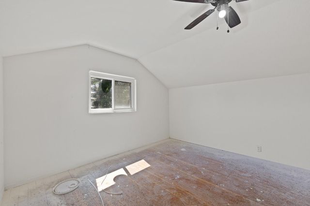 2448 S Lewis Lane, Sanger, CA 93657