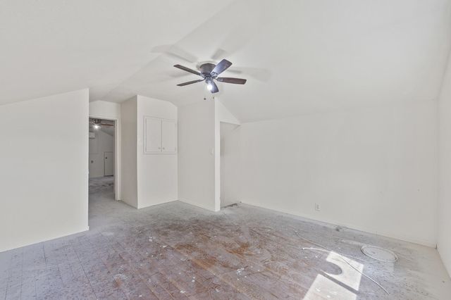 2448 S Lewis Lane, Sanger, CA 93657