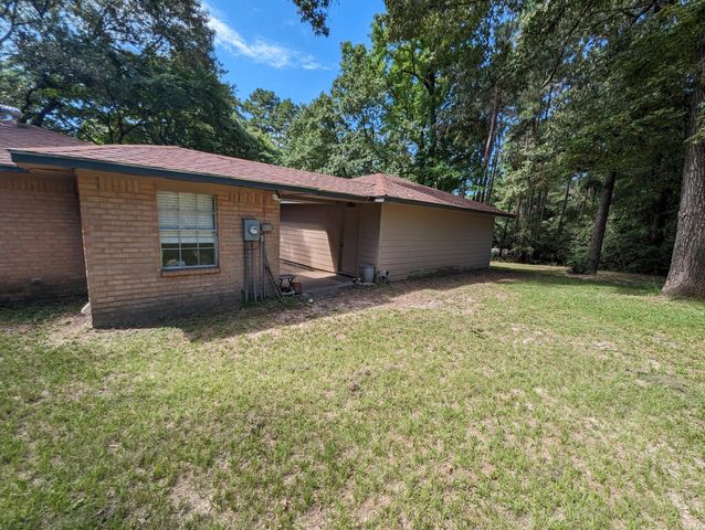163 Westwood Drive E, Trinity, TX 75862