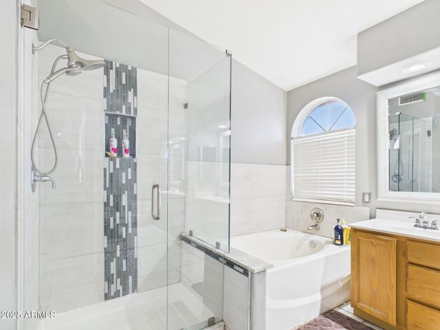 1302 N BEDFORD Drive, Chandler, AZ 85225