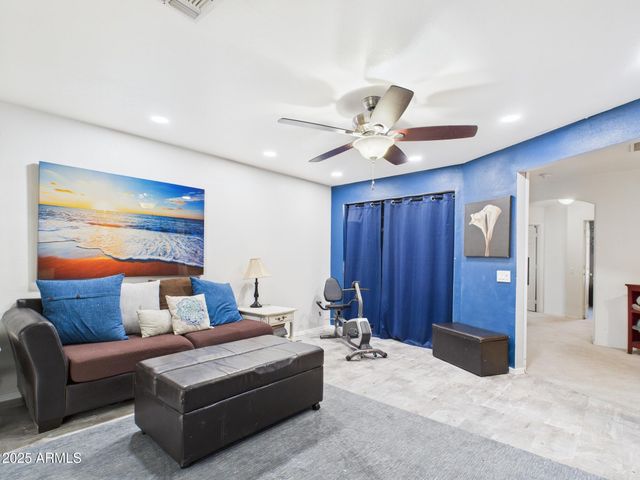 1302 N BEDFORD Drive, Chandler, AZ 85225