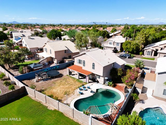 1302 N BEDFORD Drive, Chandler, AZ 85225