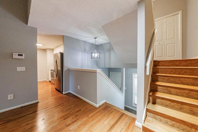 1002 Creatwood Circle SE, Smyrna, GA 30080