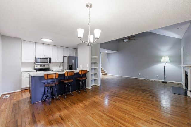 1002 Creatwood Circle SE, Smyrna, GA 30080