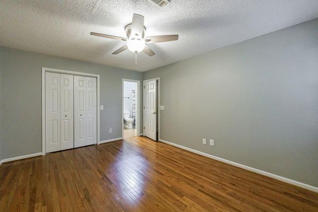 1002 Creatwood Circle SE, Smyrna, GA 30080