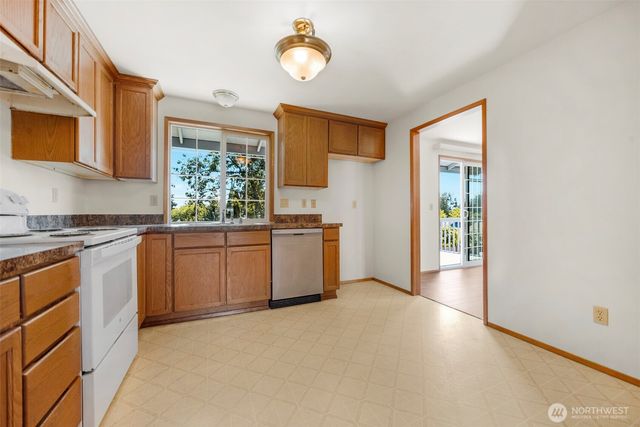 6308 98th Place NE, Marysville, WA 98270