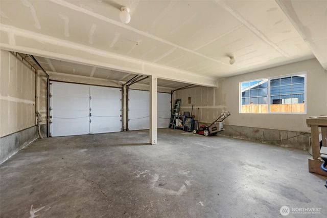 6308 98th Place NE, Marysville, WA 98270