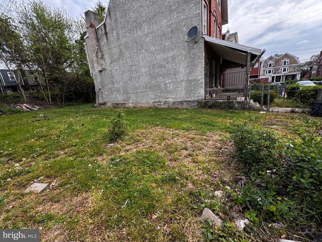 5709 ASHLAND AVE, Philadelphia, PA 19143