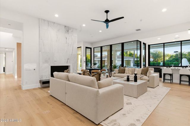 7272 N 71ST Street, Paradise Valley, AZ 85253