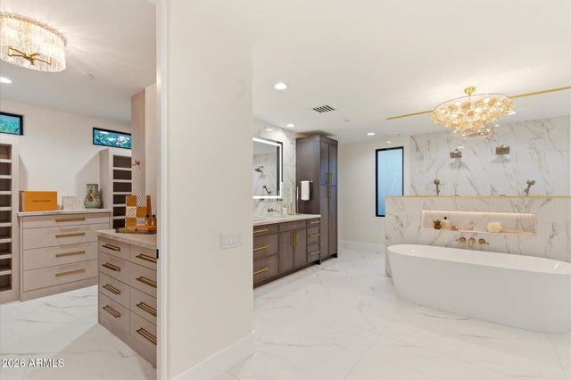 7272 N 71ST Street, Paradise Valley, AZ 85253