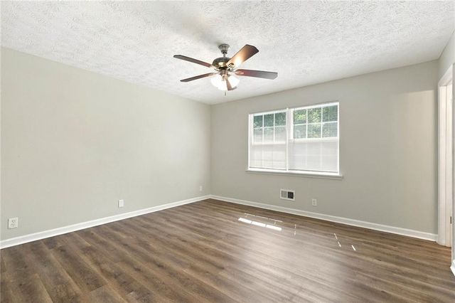 2741 Oxford Drive, Decatur, GA 30034