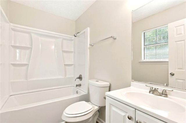 2741 Oxford Drive, Decatur, GA 30034