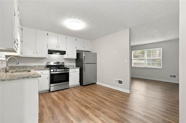 2741 Oxford Drive, Decatur, GA 30034