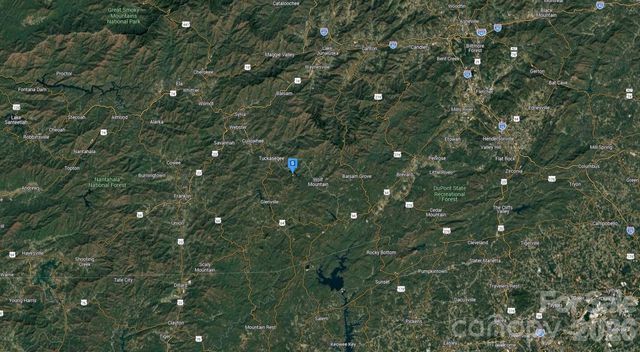 243 Cross Vine Drive, Tuckasegee, NC 28783