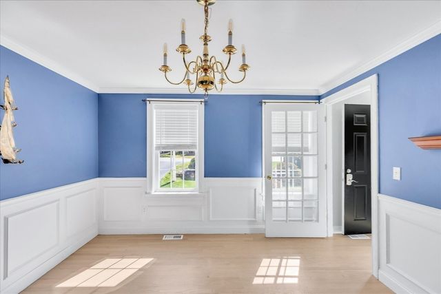 5 Granite Cir, Sandwich, MA 02537