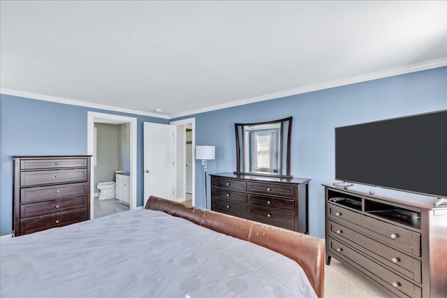 5 Granite Cir, Sandwich, MA 02537