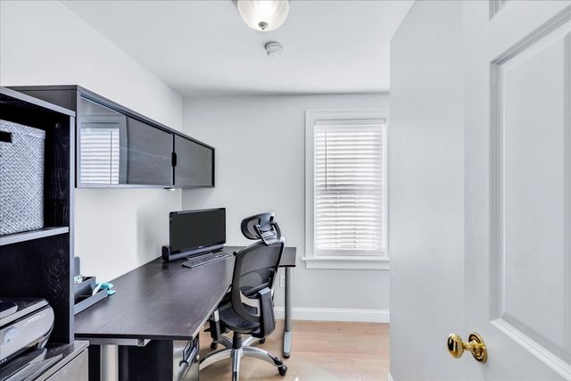 5 Granite Cir, Sandwich, MA 02537