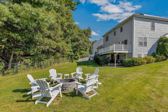 5 Granite Cir, Sandwich, MA 02537