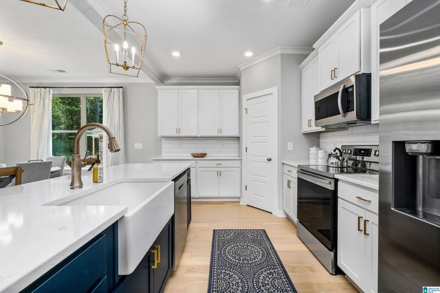 104 HIGHLAND RIDGE DRIVE, Alabaster, AL 35007